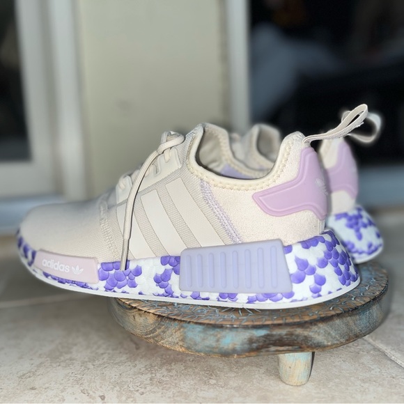 🦄ADIDAS🦄-Originals Women's NMD_R1 shoes- Purple Dots- size 8 womens - Picture 5 of 13
